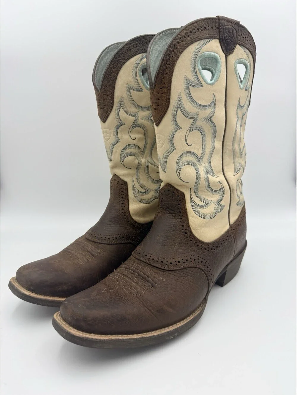 Ariat product pair